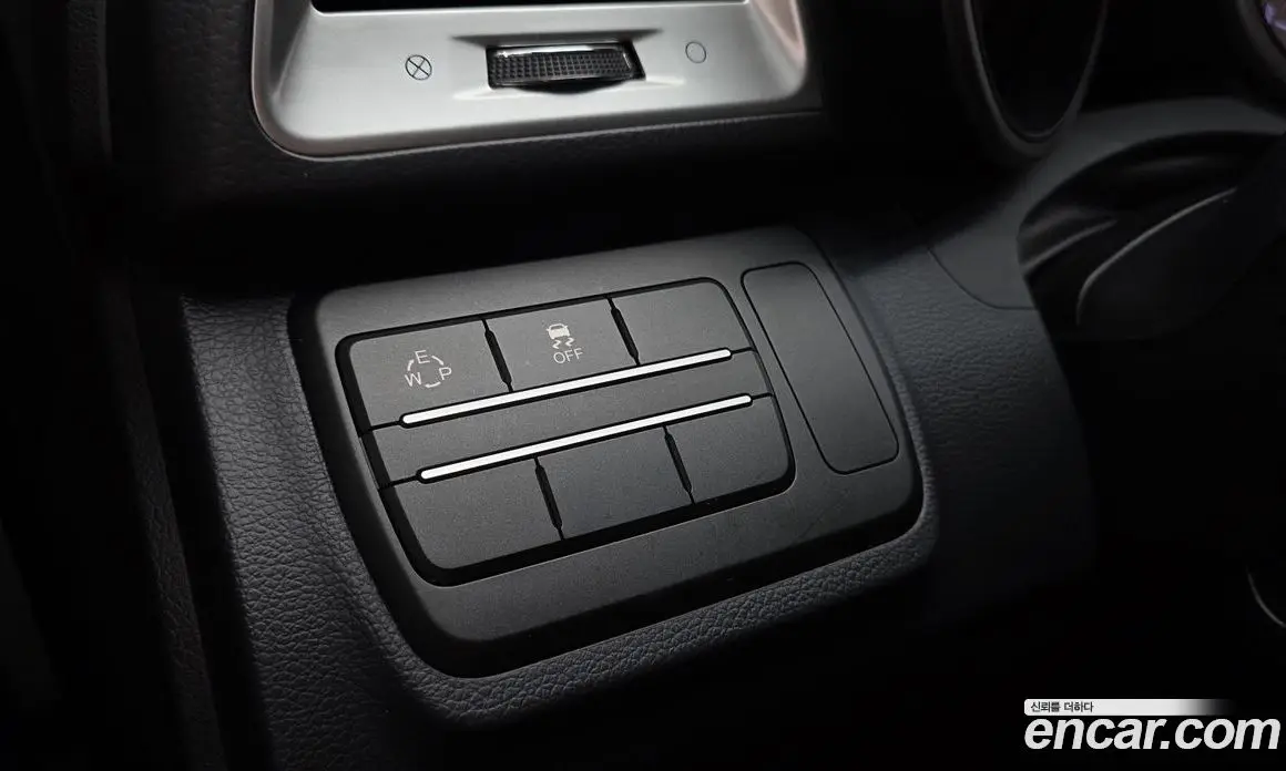 SsangYong TIBOLI 2015 1.6 автомат (гидро), фото 15