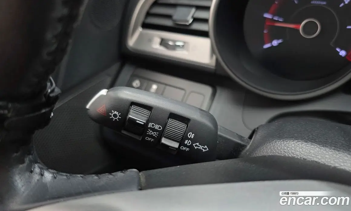 SsangYong TIBOLI 2015 1.6 автомат (гидро), фото 17