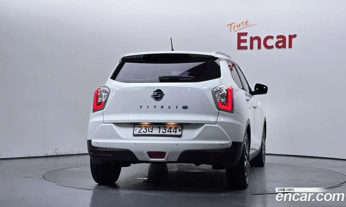 SsangYong TIBOLI 2015 1.6 автомат (гидро), фото 4