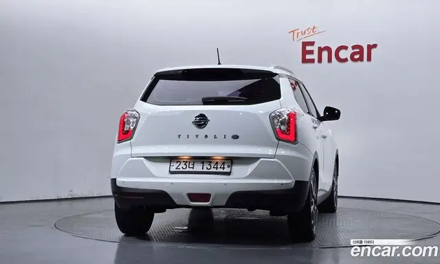 SsangYong TIBOLI 2015 1.6 автомат (гидро), миниатюра 4