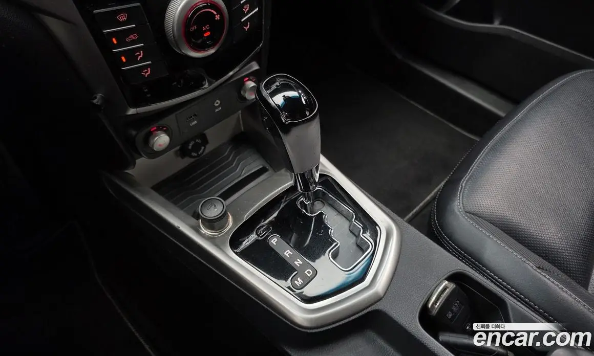 SsangYong TIBOLI 2015 1.6 автомат (гидро), фото 9
