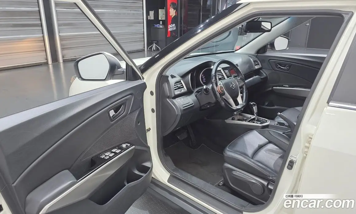 SsangYong TIBOLI 2015 1.6 автомат (гидро), фото 10