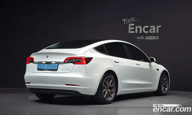 Tesla Model 3, 2021, 174 667 км