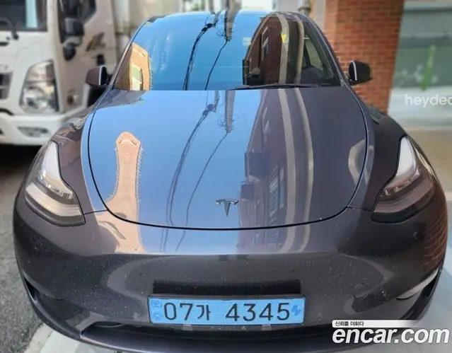 Tesla Model Y, 2021, 113 618 км