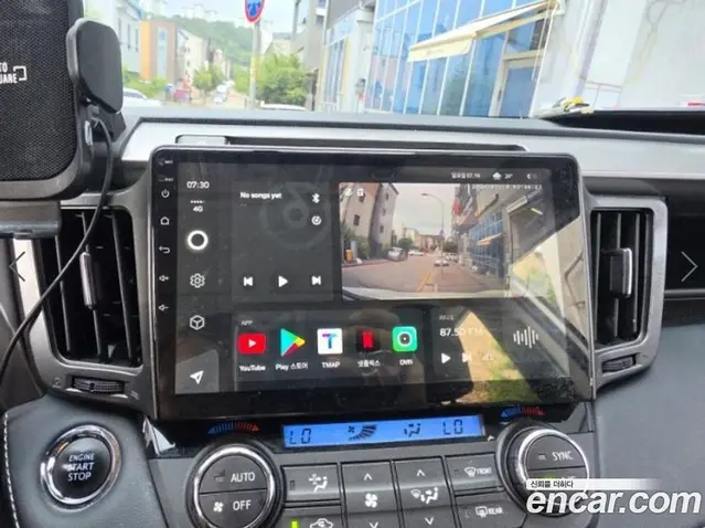 Toyota RAV4 2018 2.5 автомат (гидро), миниатюра 7