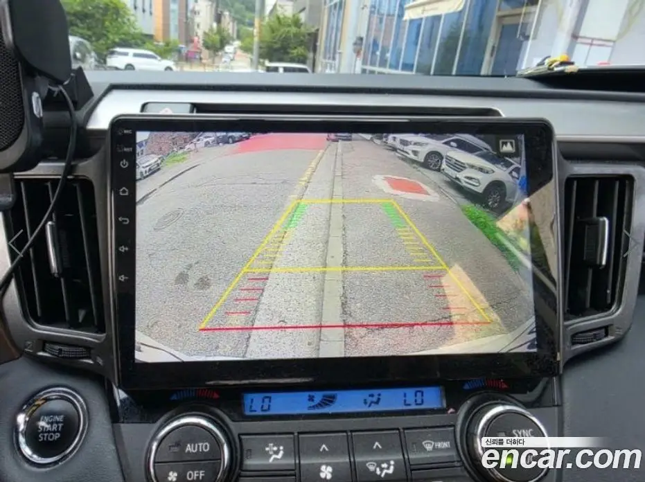 Toyota RAV4 2018 2.5 автомат (гидро), фото 8