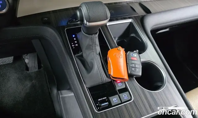 Toyota Sienna 2023 2.5 автомат (гидро), миниатюра 11