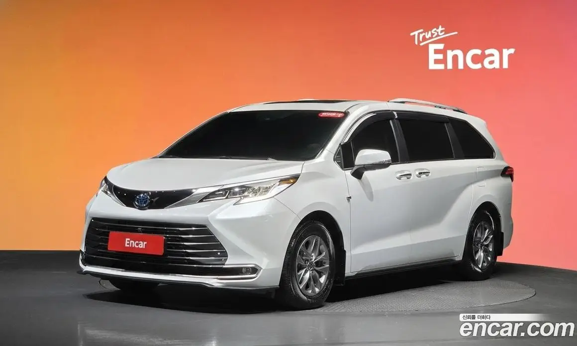 Toyota Sienna 2023 2.5 автомат (гидро), фото 30