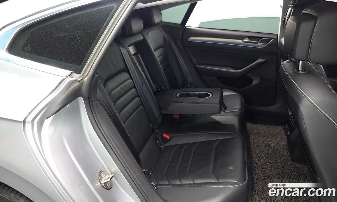 Volkswagen Arteon 2019 2.0 автомат (гидро), фото 17