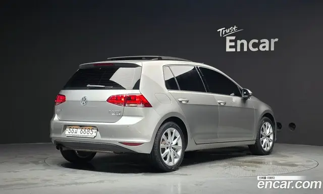 Volkswagen Golf 2015 2.0 автомат (гидро), миниатюра 2