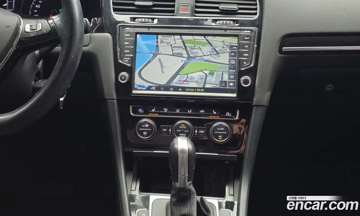 Volkswagen Golf 2015 2.0 автомат (гидро), фото 19