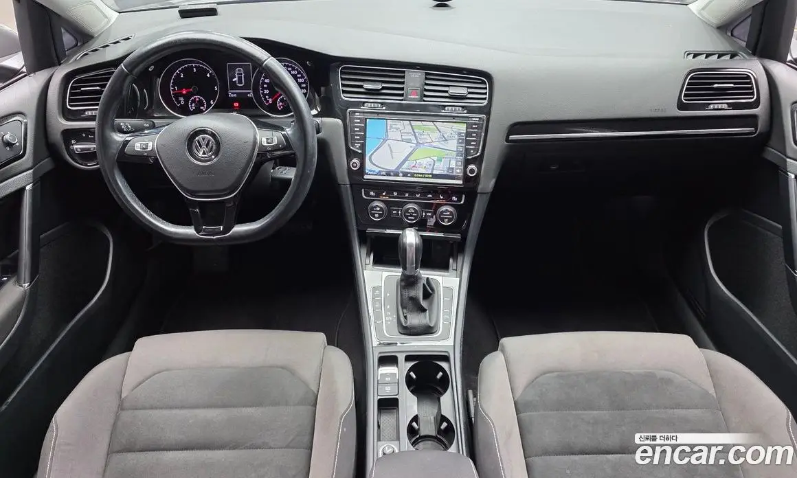 Volkswagen Golf 2015 2.0 автомат (гидро), фото 7