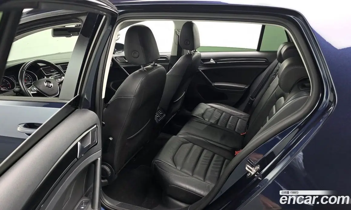 Volkswagen Golf 2015 2.0 автомат (гидро), фото 12