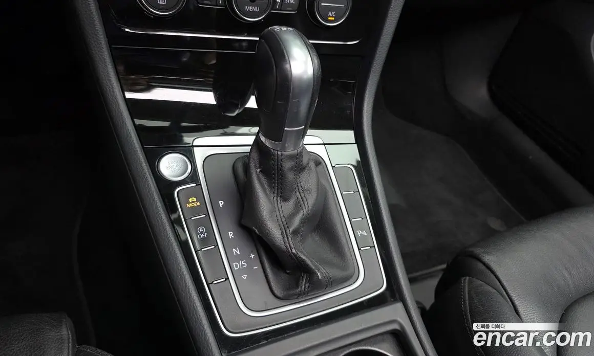 Volkswagen Golf 2015 2.0 автомат (гидро), фото 9