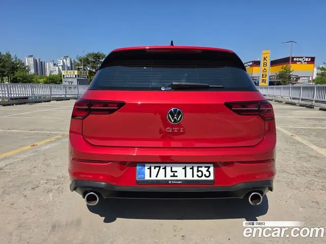 Volkswagen Golf 2024 2.0 автомат (гидро), миниатюра 7