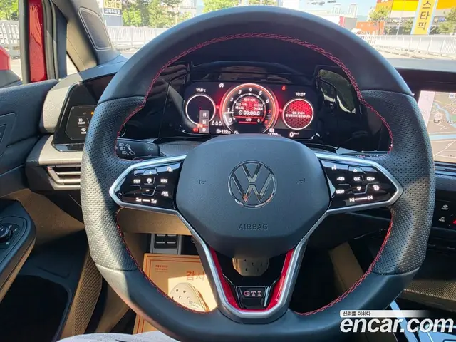 Volkswagen Golf 2024 2.0 автомат (гидро), миниатюра 10