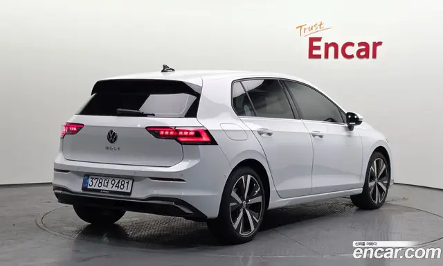 Volkswagen Golf 2025 2.0 автомат (гидро), миниатюра 2