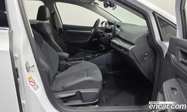 Volkswagen Golf 2025 2.0 автомат (гидро), миниатюра 11