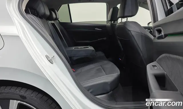 Volkswagen Golf 2025 2.0 автомат (гидро), миниатюра 12