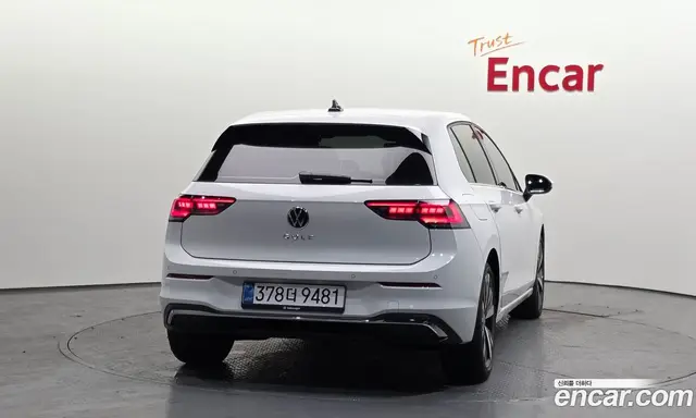 Volkswagen Golf 2025 2.0 автомат (гидро), миниатюра 4