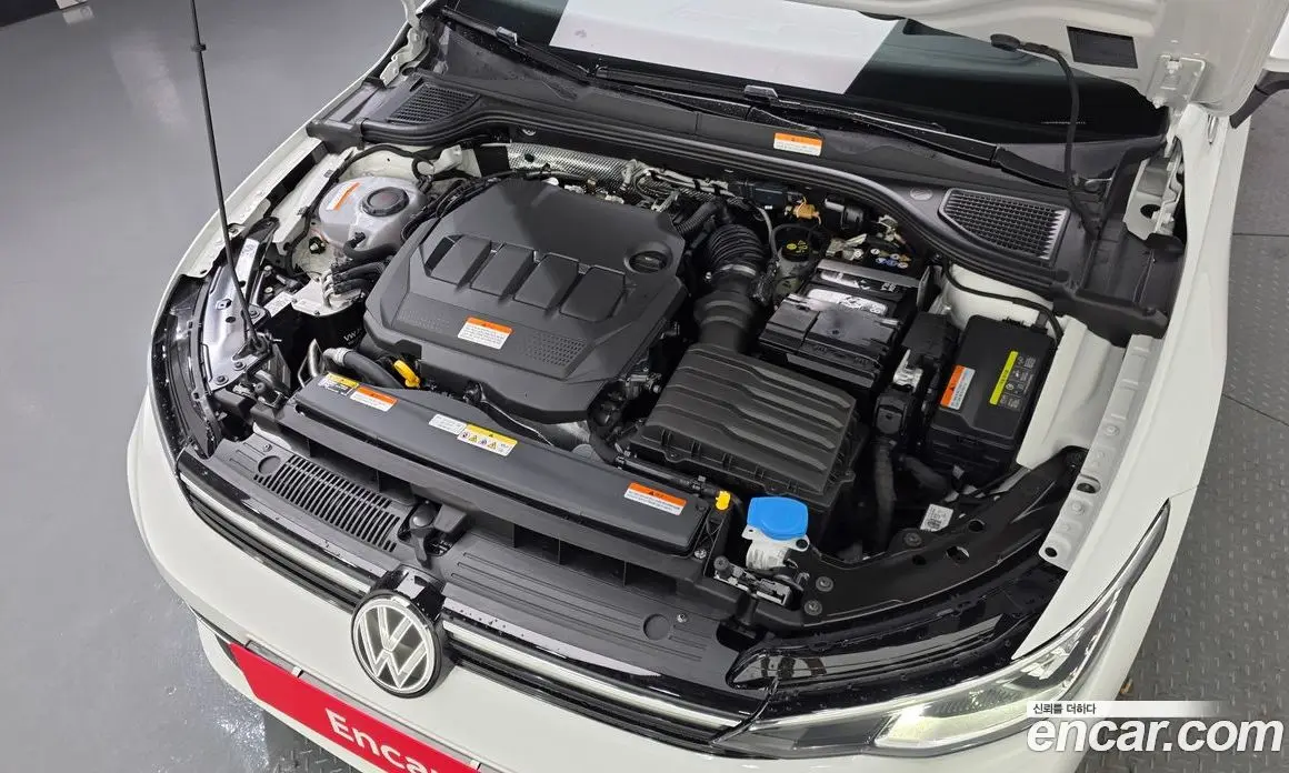 Volkswagen Golf 2025 2.0 автомат (гидро), фото 6