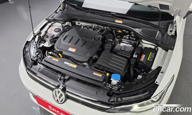 Volkswagen Golf 2025 2.0 автомат (гидро), миниатюра 6