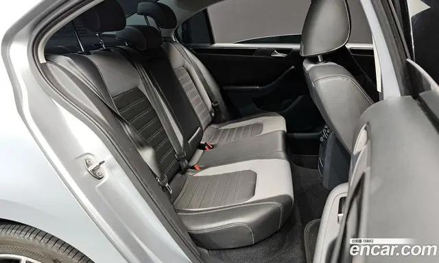 Volkswagen Jetta 2015 2.0 автомат (гидро), миниатюра 12