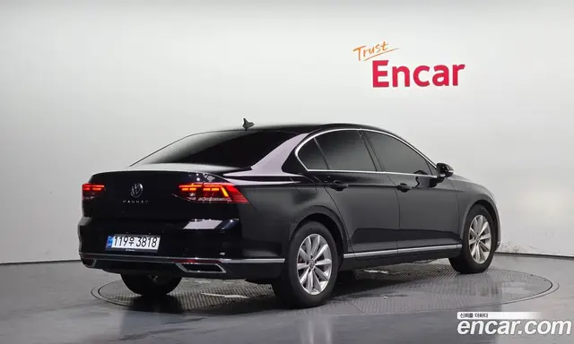 Volkswagen Passat 2021 2.0 автомат (гидро), миниатюра 2