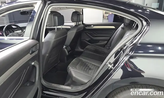 Volkswagen Passat 2021 2.0 автомат (гидро), миниатюра 11