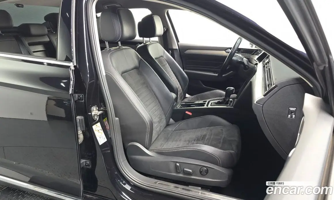 Volkswagen Passat 2021 2.0 автомат (гидро), фото 12