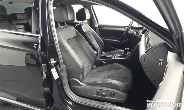 Volkswagen Passat 2021 2.0 автомат (гидро), миниатюра 12