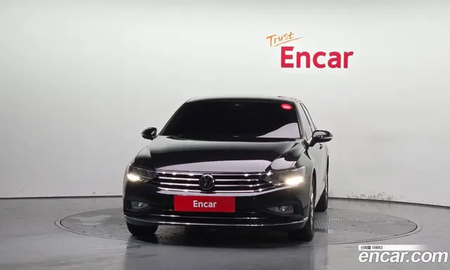 Volkswagen Passat 2021 2.0 автомат (гидро), миниатюра 3