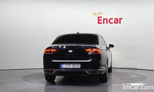 Volkswagen Passat 2021 2.0 автомат (гидро), миниатюра 4