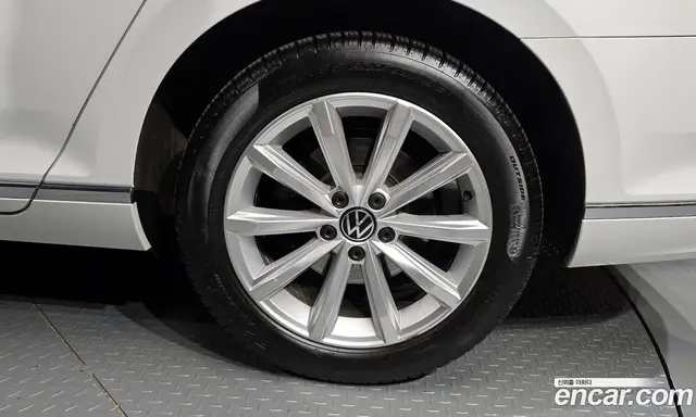 Volkswagen Passat 2021 2.0 автомат (гидро), миниатюра 5 Volkswagen Passat 2021 2.0 автомат (гидро), миниатюра 5