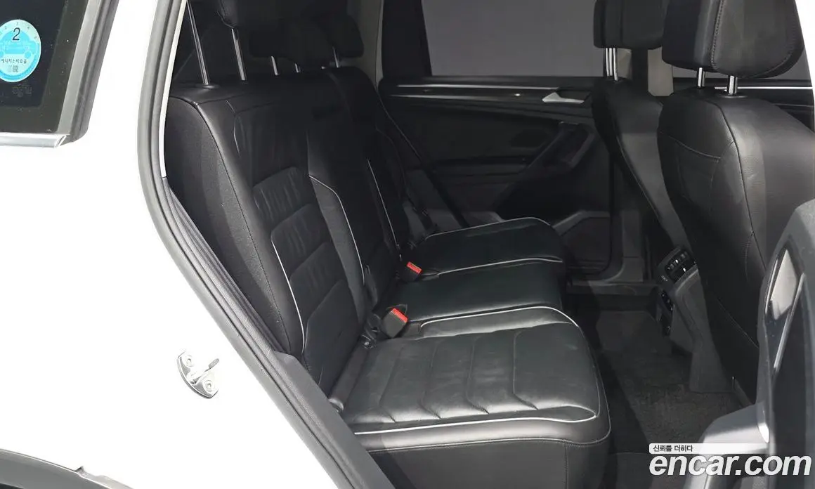Volkswagen Tiguan 2021 2.0 автомат (гидро), фото 17