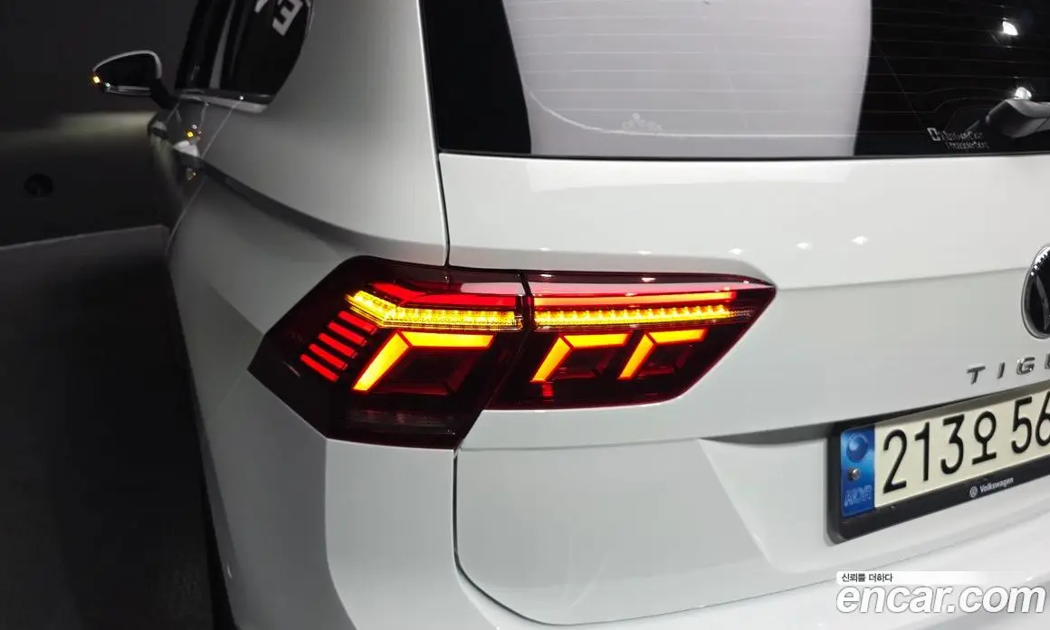 Volkswagen Tiguan 2021 2.0 автомат (гидро), фото 8