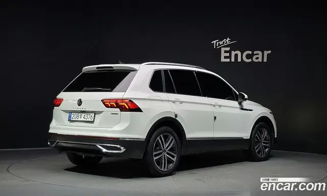 Volkswagen Tiguan 2021 2.0 автомат (гидро), миниатюра 2