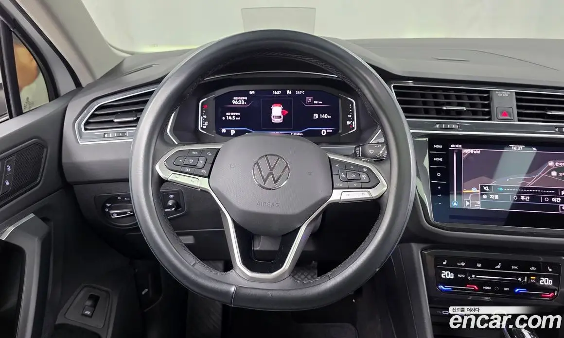Volkswagen Tiguan 2021 2.0 автомат (гидро), фото 19