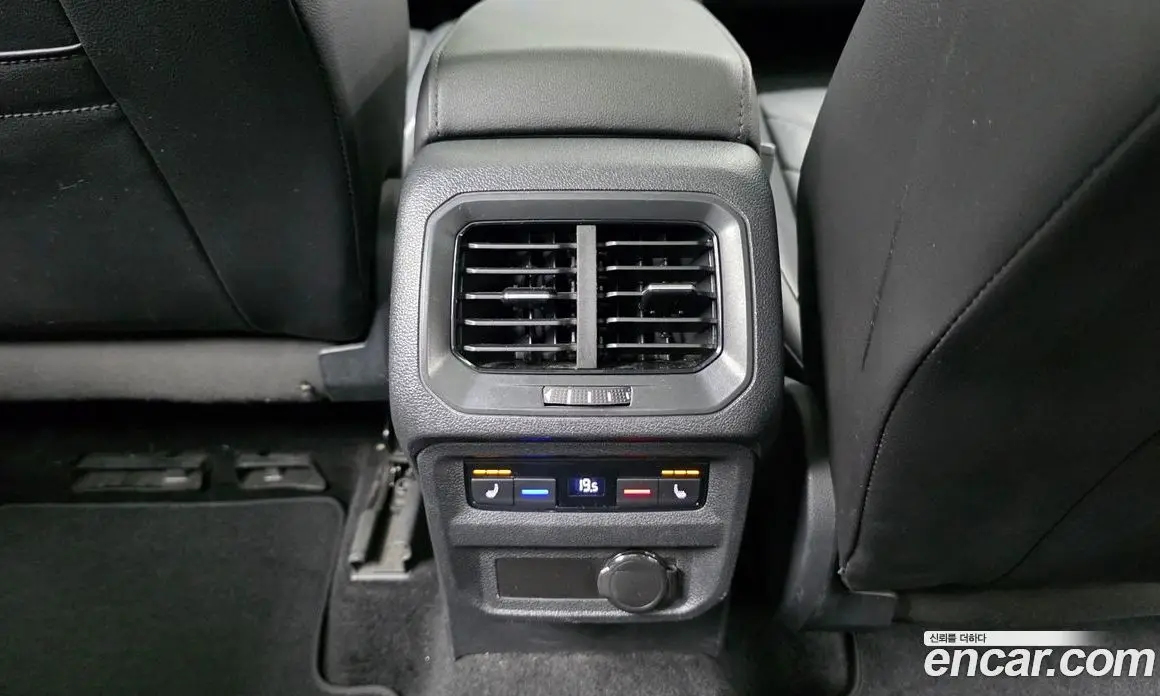 Volkswagen Tiguan 2021 2.0 автомат (гидро), фото 24