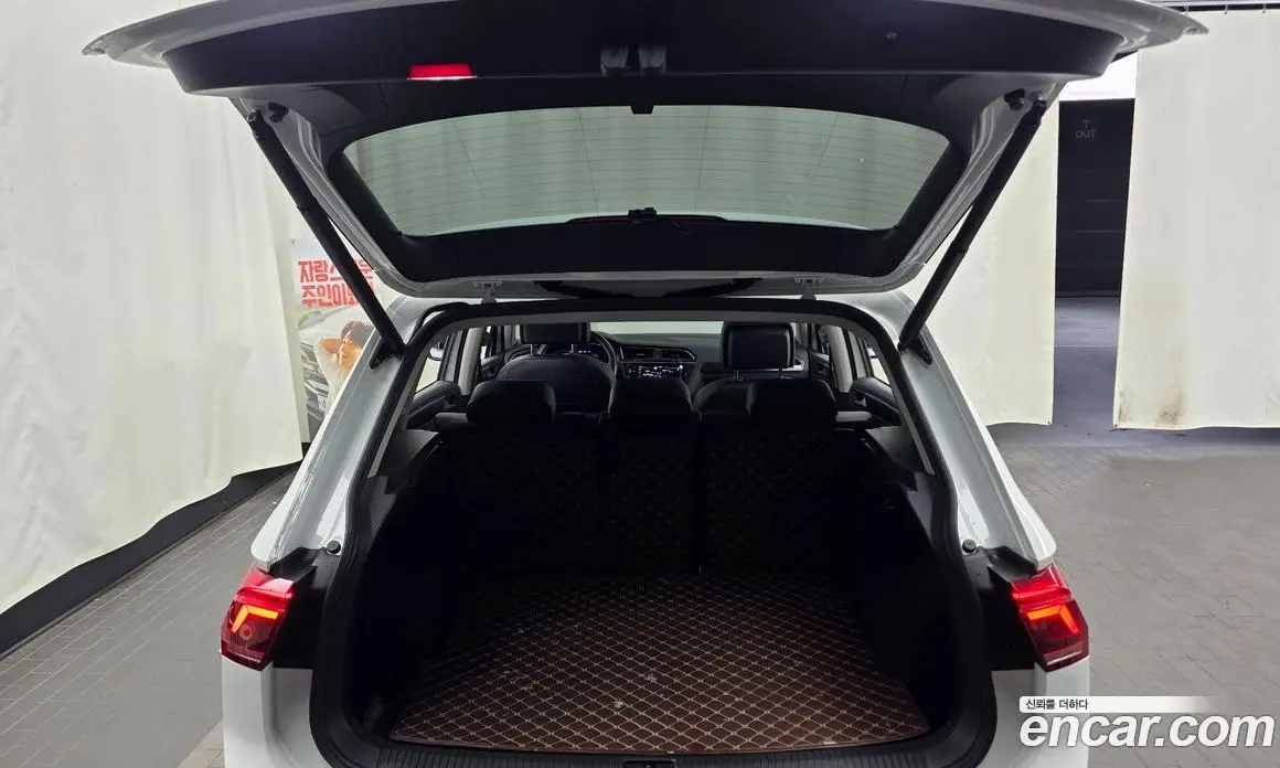 Volkswagen Tiguan 2021 2.0 автомат (гидро), фото 26