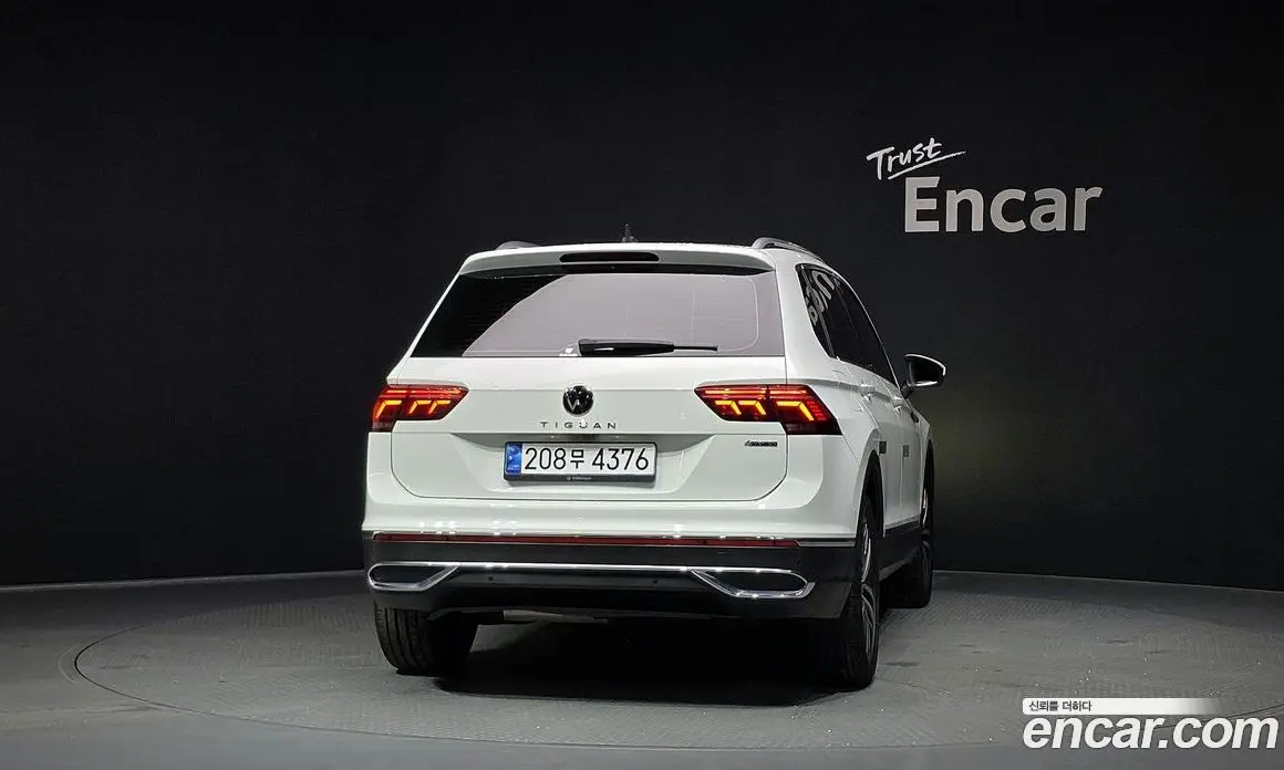Volkswagen Tiguan 2021 2.0 автомат (гидро), фото 4