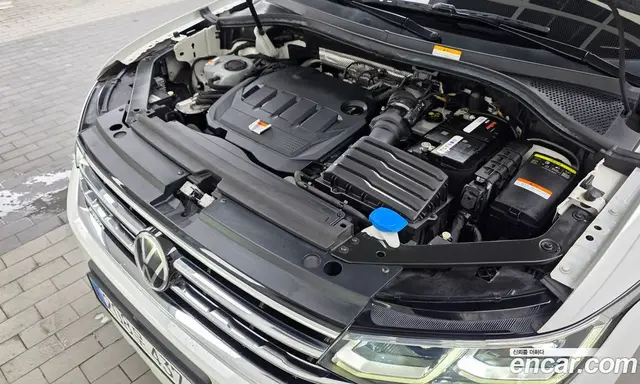 Volkswagen Tiguan 2021 2.0 автомат (гидро), миниатюра 6