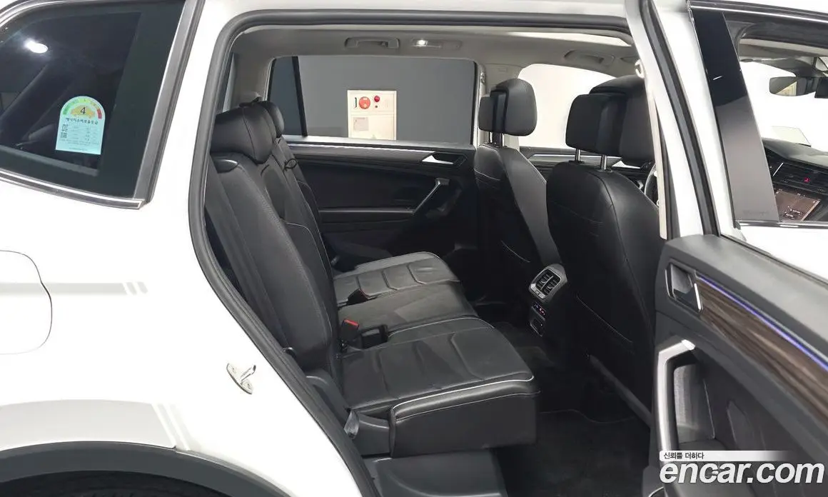 Volkswagen Tiguan 2023 2.0 автомат (гидро), фото 18