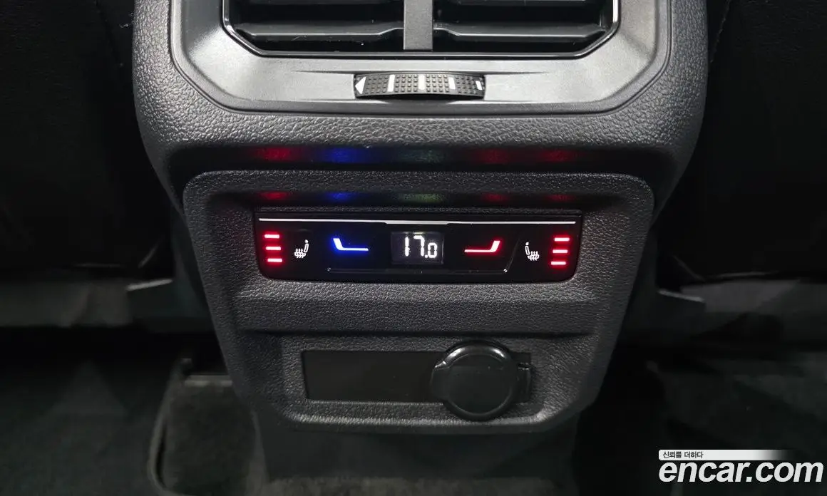 Volkswagen Tiguan 2023 2.0 автомат (гидро), фото 25