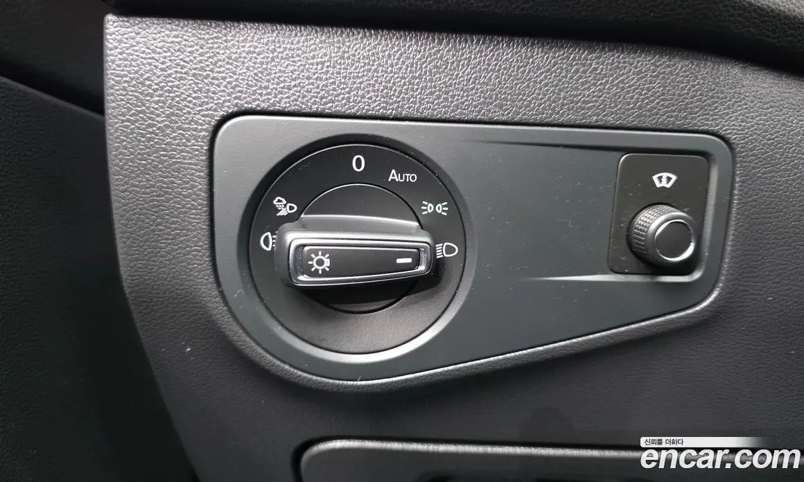 Volkswagen Tiguan 2023 2.0 автомат (гидро), фото 30