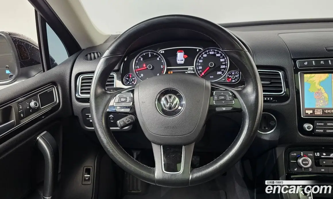 Volkswagen Touareg 2015 3.0 автомат (гидро), фото 13