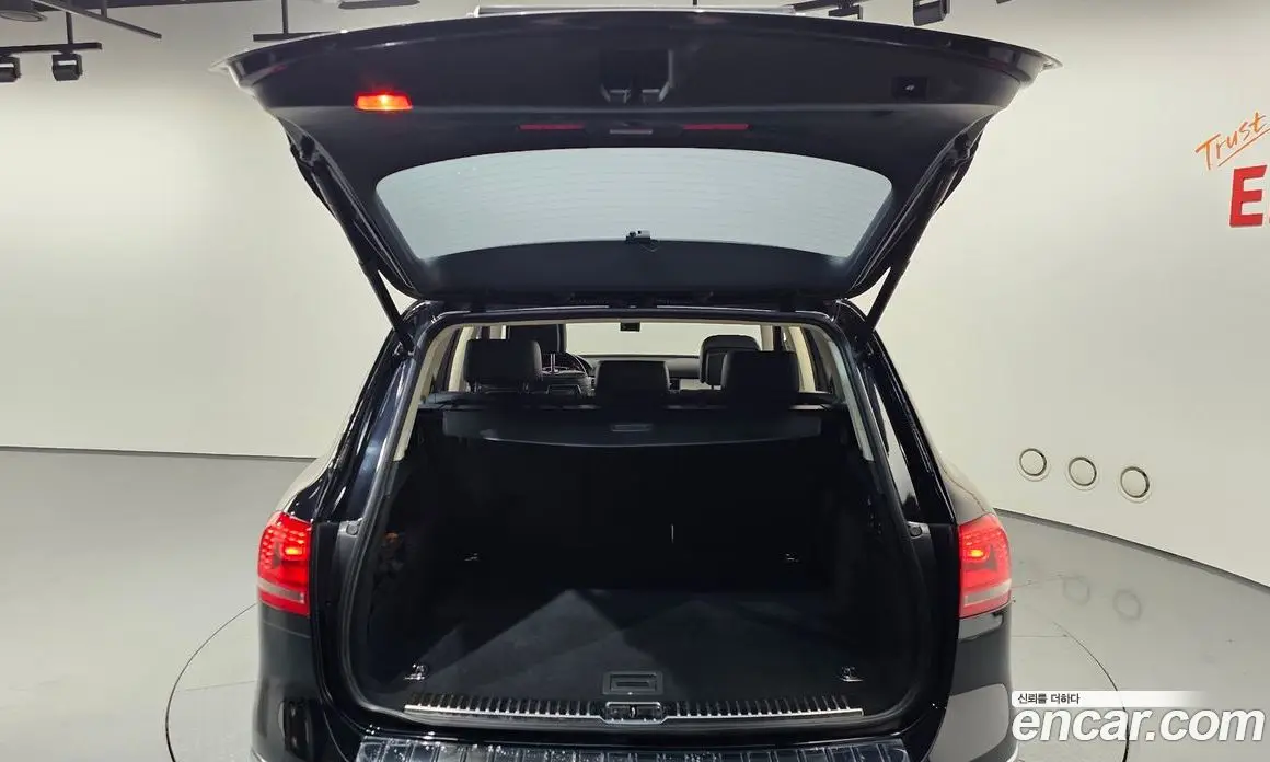 Volkswagen Touareg 2015 3.0 автомат (гидро), фото 20