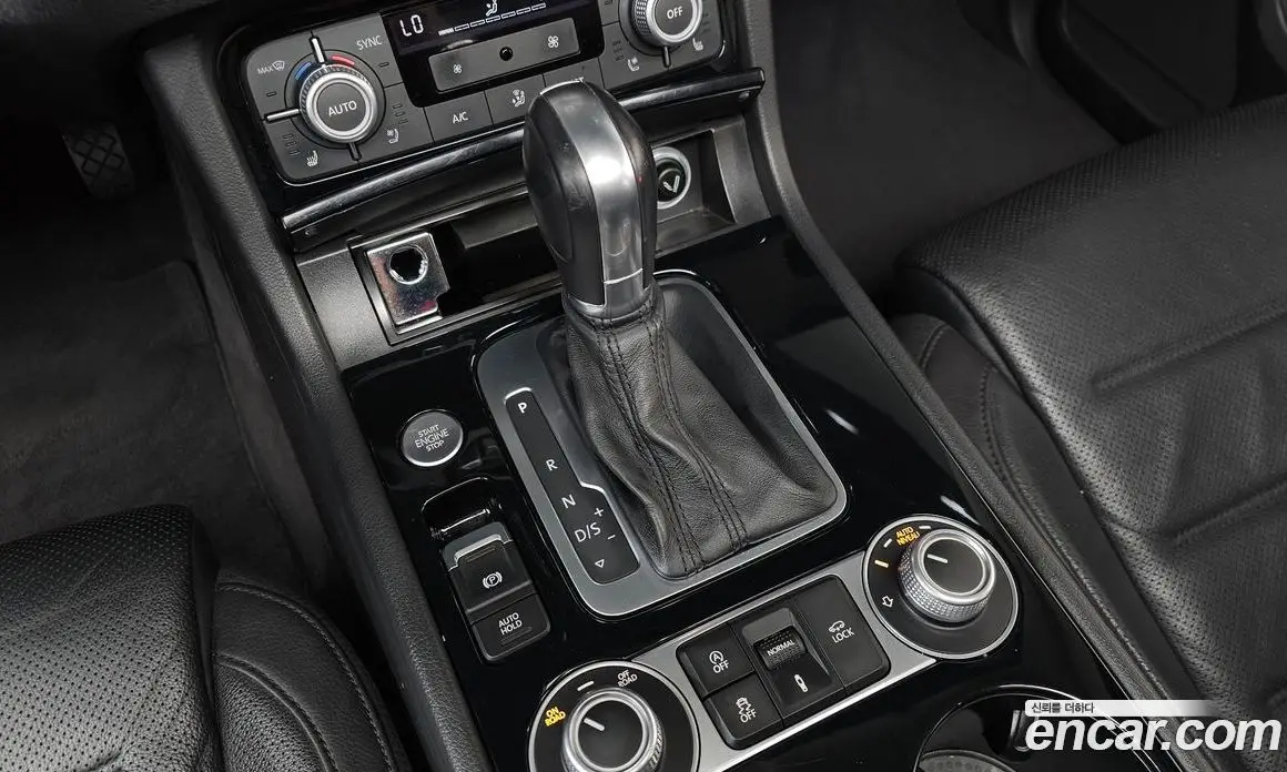 Volkswagen Touareg 2015 3.0 автомат (гидро), фото 9