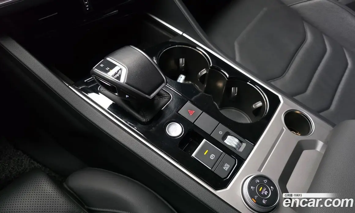 Volkswagen Touareg 2023 3.0 автомат (гидро), фото 12