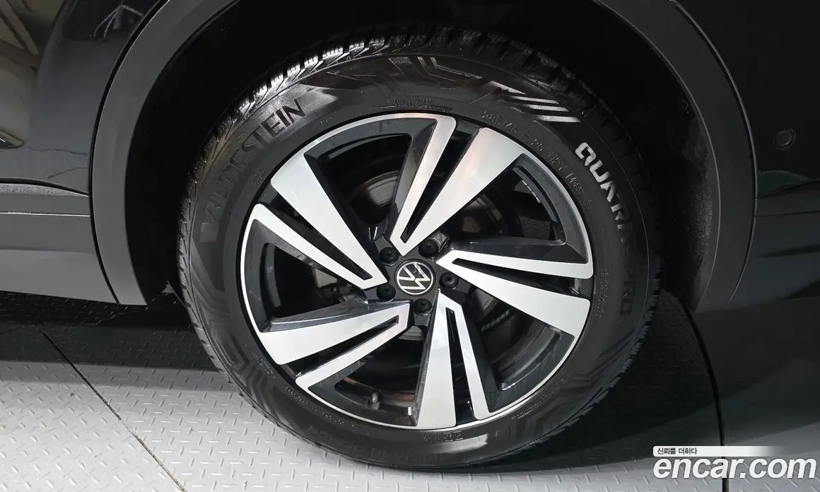 Volkswagen Touareg 2023 3.0 автомат (гидро), фото 7